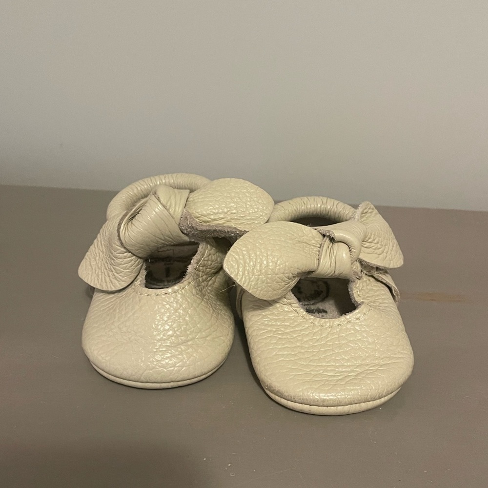 Freshly picked moccasins size 2 in color Birch. Great condition!